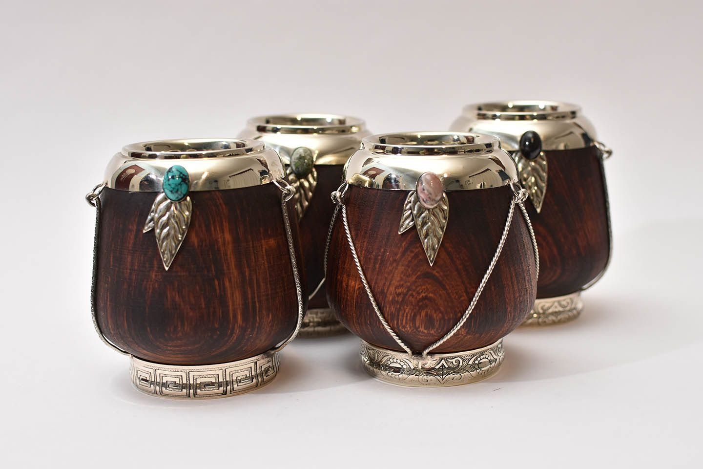 Mate torpedo de alpaca con base y piedra